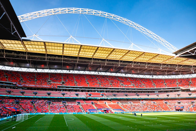 Ilustrasi apa itu community shield - Sumber: pexels.com/@charles-a-pickup