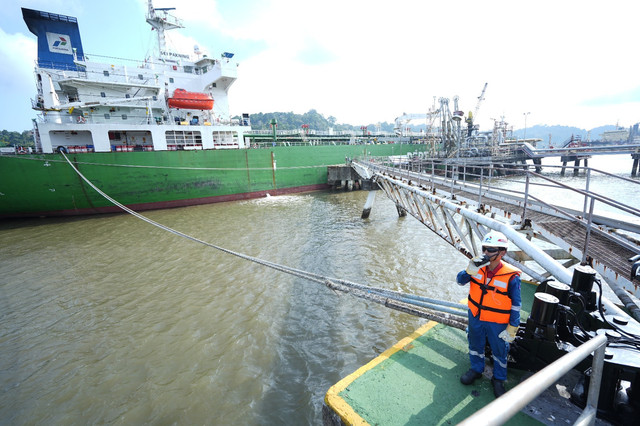 Pertamina kirim perdana Bioavtur minyak jelantah. Dok: Kilang Pertamina Internasional.