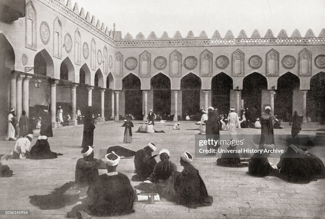 https://media.gettyimages.com/id/1036145954/photo/history.jpg?s=2048x2048&w=gi&k=20&c=Q7mEhaxiKNvZXoUtEsp5Ca60ja19mRXTgxTjUkGS7-c=