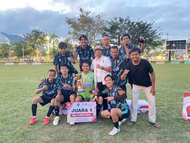 Tim Mini Soccer Universitas Muhammadiyah (Unismuh) Makassar menjadi juara di Turnamen LLDIKTI wilayah IX setelah mengalahkan Universitas Muslim Indonesia (UMI) di Final mlalui drama adu penalti.