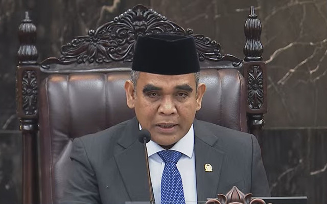 Ketua MPR RI Ahmad Muzani menyampaikan paparan saat Sidang Tahunan MPR/DPR 2025 di Gedung Nusantara, kompleks Parlemen, Senayan, Jakarta, Jumat (15/8/2025). Foto: Youtube/TV Parlemen