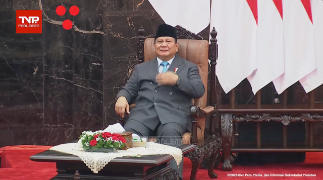 Prabowo usai pidato di sidang tahunan MPR/DPR 2025. Foto: Youtube/TVR PARLEMEN