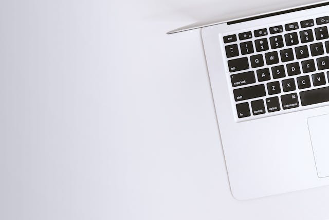 Ilustrasi Cara Screenshot di Laptop. Sumber: Pexels/Jeshoots