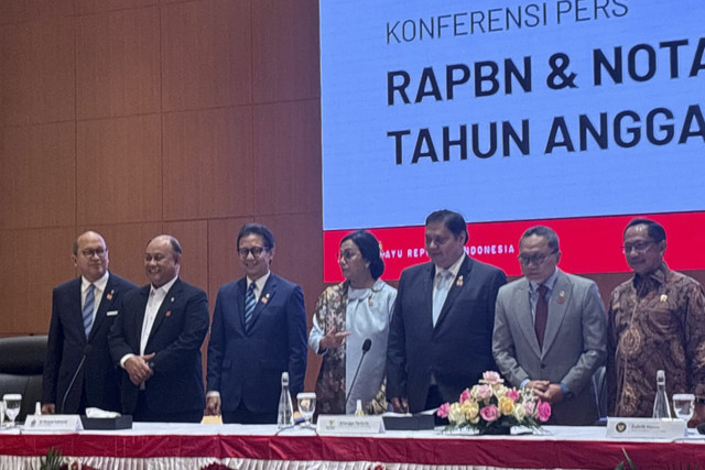 Konferensi pers RAPBN dan Nota Keuangan 2026 di Kantor Pusat DJP, Jumat (15/8/2025). Foto: Ave Airiza Gunanto/kumparan