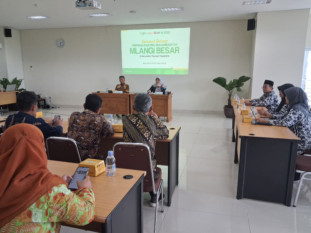 kunjungan PRM Mlangi Besar ke UNISA Yogyakarta