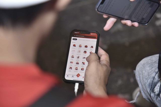 Telkomsel nyalakan semangat HUT ke-80 RI. Foto: Dok. Telkomsel