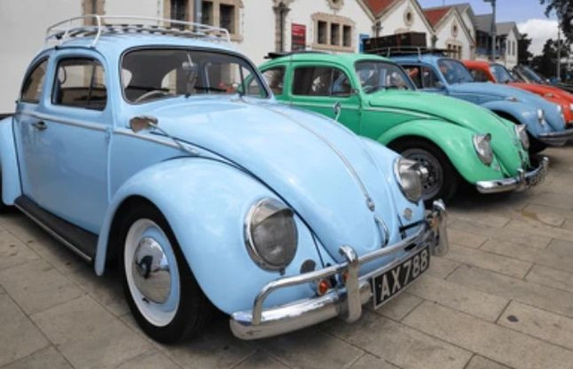 Volkswagon Beetle yang di Indonesia akrab dengan sebutan VW Kodok adalah mobil ikonik dengan ciri khas yang penuh pesona bagi pencinta otomotif. (Sumber: Shutterstock)