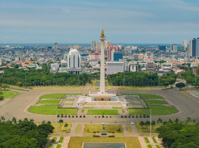 acara 17 agustus di monas. Foto adalah Monas. Sumber: Unsplash/Affan Fadhlan