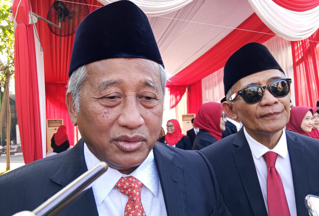 Ketua YARSIS Prof Dr Ir Mohammad Nuh DEA, (kiri). Foto: Masruroh/Basra