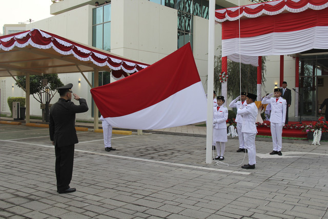 Upacara HUT ke-80 RI di UEA. Foto: Dok. KBRI Abu Dhabi 