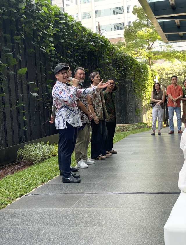 Poto di pembukaan pameran Dentuman Nada (Poto dokumentasi pribadi M Lidinia Husni)