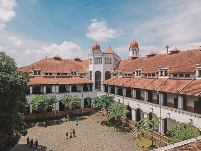Ilustrasi untuk jadwal event di Semarang Agustus 2025. Sumber: pexels.com/Alfin Auzikri