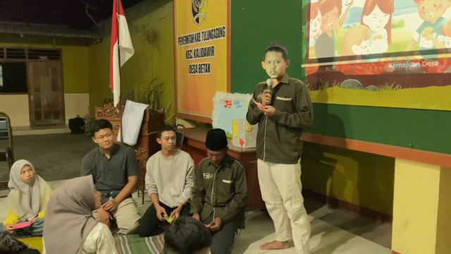 gamabar sesi tanya jawab bersama anak-anak FAD