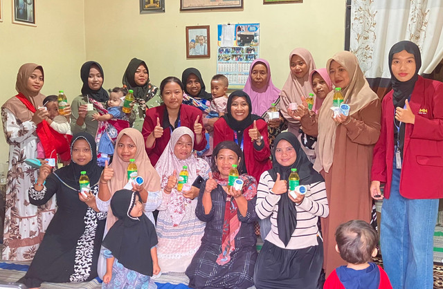 Dari Jelantah jadi Cahaya : Ubah Minyak Jelantah jadi Lilin Aromaterapi (18/08/2025)
