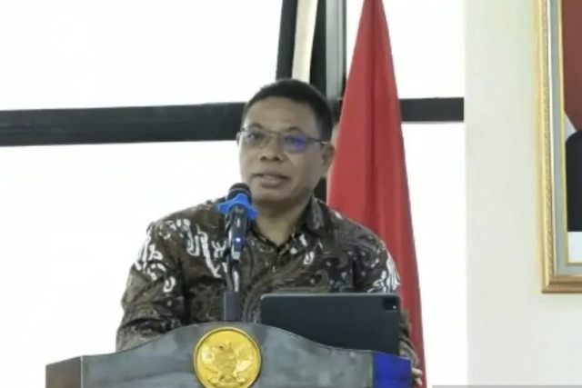 Kepala Badan Keahlian DPR RI Inosentius Samsul. Foto: Melalusa Susthira K/Antara