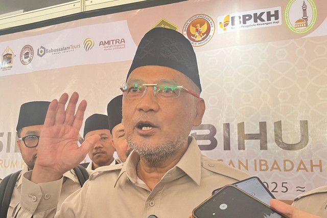 Kepala Badan Penyelenggara Haji (BP Haji) Irfan Yusuf atau Gus Irfan di Asrama Haji Pondok Gede, Jakarta Timur, Rabu (20/8/2025). Foto: Nasywa Athifah/kumparan