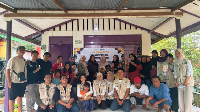 Kegiatan Program Kerja Pembuatan Desinfektan Sederhana dari Serai dan Jeruk Nipis di Dusun Lestari Jaya, Sangkima padda tanggal 25 Juli 22025.