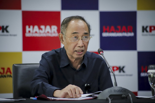 Ketua Dewan Pengawas KPK, Gusrizal berbicara pada Konferensi pers Kinerja Dewan Pengawas KPK Semester I Tahun 2025 di Gedung KPK C1, Jakarta, Kamis (21/8/2025). Foto: Jamal Ramadhan/kumparan