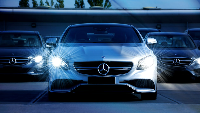 Ilustrasi 5 Mobil Mercedes Benz Termahal. Sumber: Pexels/Mike Bird