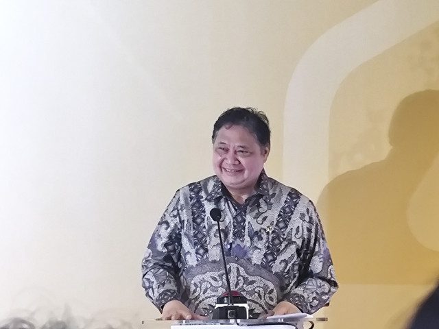 Menko Bidang Perekonomian Airlangga Hartarto dalam gelaran Menyalakan Suar dengan tajuk Jurnalisme Solusi Penggerak Semesta Dunia Usaha di Gelora Bung Karno, Jakarta Pusat, Kamis (21/8/2025). Foto: Widya Islamiati/kumparan