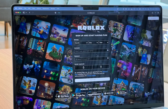 Ilustrasi Berry Plants Grow A Garden Roblox. Sumber: Unsplash/Oberon Copeland @veryinformed.com