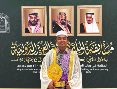 Qari Bayu Wibisono Damanik menyabet juara 2 dalam MTQ interasional di Arab Saudi, Agustus 2025. Foto: Dok Kanwil Kemenag Riau