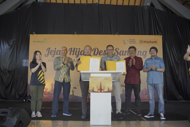 Maybank Indonesia Luncurkan Inisiatif Jejak Hijau Desa Sanding: Menuju Masa Depan Netral-Karbon. Foto: Maybank Indonesia