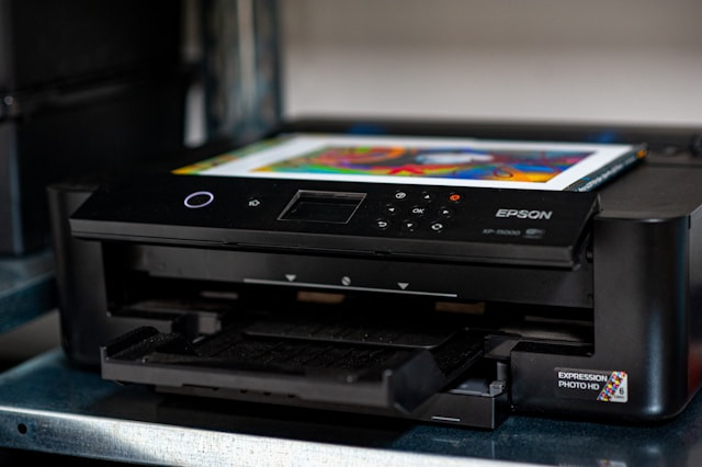 ilustrasi cara head cleaning printer epson. sumber: unsplash/emiliano vittoriosi