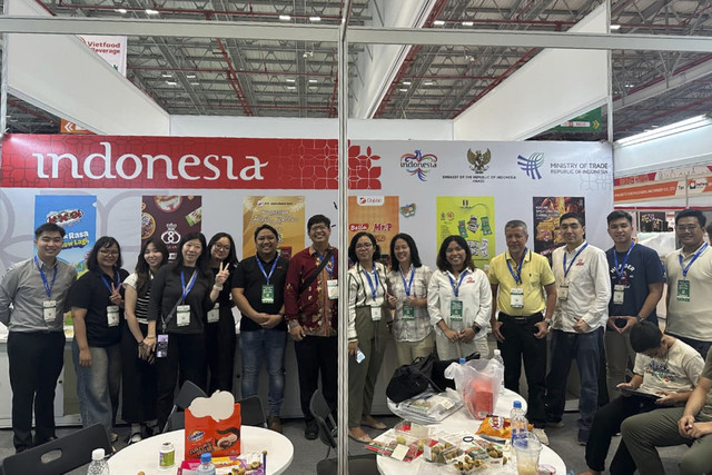 Produk makanan ringan RI ikut pameran di Vietnam. Foto: Dok. Kemendag