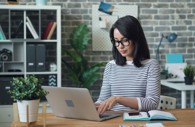 aplikasi akuntansi gratis untuk umkm.Foto Hanya Ilustrasi Bukan Tempat Sebenarnya. Sumber Foto: Unsplash/Vitaly Gariev