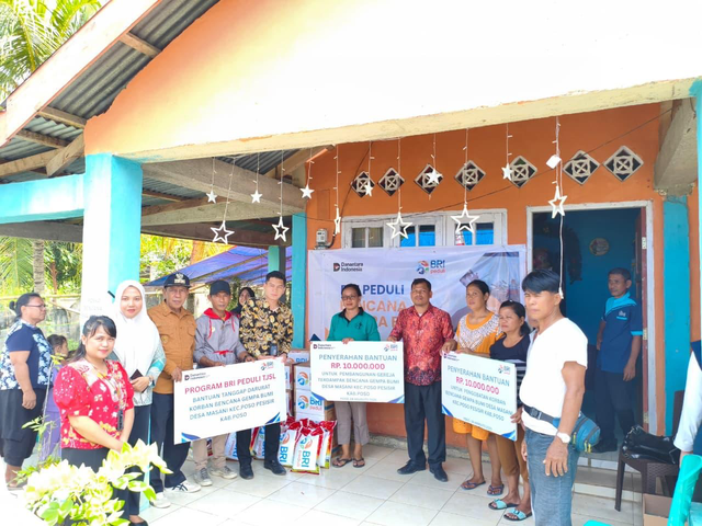 BRI Peduli salurkan bantuan tanggap bencana untuk masyarakat korban gempa bumi di Poso, Sulawesi Tengah. Foto: Dok. BRI