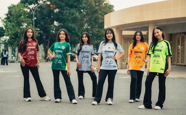 Jersey baru PSS Sleman untuk mengarungi Liga 2 musim 2025/26. Foto: @vivalapss