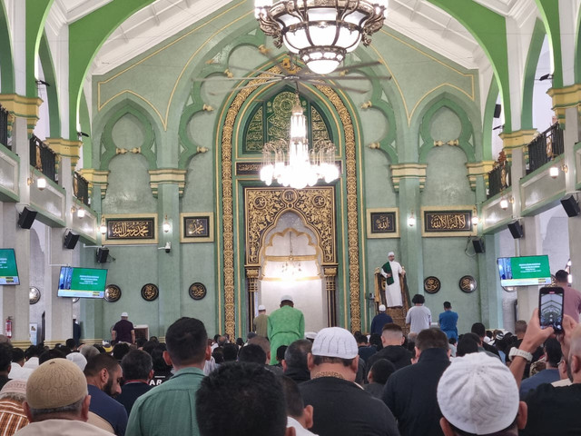 Jum'atan di Masjid Sultan Singapura (1)