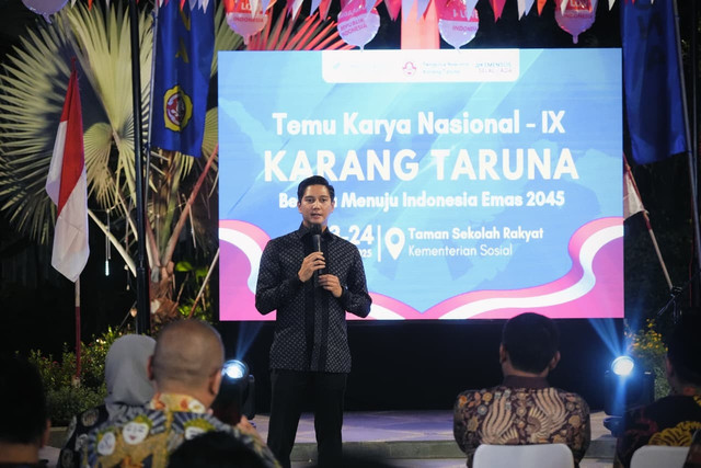 Anggota DPR RI sekaligus Ketua Fraksi Gerindra Budisatrio Djiwandono di Gedung Aneka Bhakti, Kemensos, Jakarta, Sabtu (23/8/2025). Foto: Kemensos RI