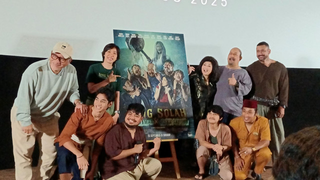 Konferensi pers perilisan trailer dan poster film Kang Solah From Kang Mak X Nenek Gayung di Kawasan Kuningan, Jakarta Selatan, Minggu (24/8/2025). Foto: Aprilandika Pratama/kumparan