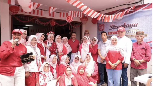 OK OCE Srikandi Aceh Rayakan HUT RI Dengan Seminar Kesehatan,Baksos dan Bazar