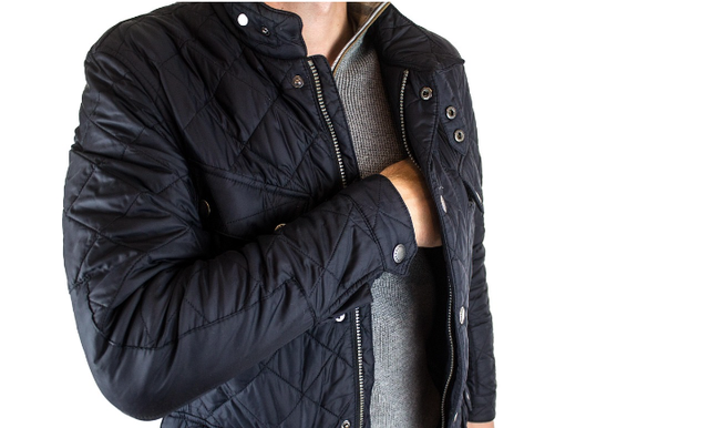 Ilustrasi merk jaket branded luar negeri. Sumber foto: Pixabay/ derneuemann