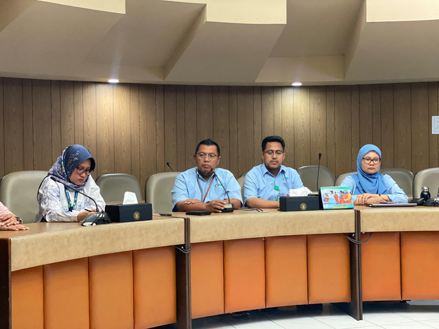 Konferensi pers kasus pemukulan dokter PPDS RSUP Dr Sardjito oleh keluarga pasien, Senin (25/8). Foto: Pandangan Jogja/Resti Damayanti