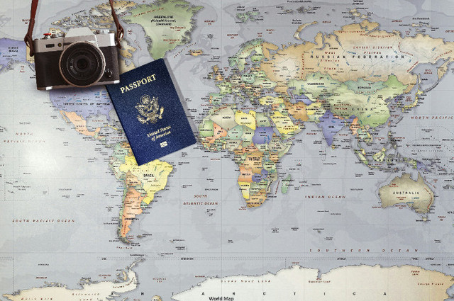 Tips liburan murah ke luar negeri. Foto hanya ilustrasi, bukan sebenarnya. Sumber: Unplash/Global Residence Index