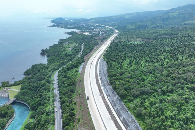 Pembangunan Tol Probolinggo - Banyuwangi ruas Gending hingga Besuki yang ditarget rampung akhir 2025. Foto: Birkom Kementerian PU