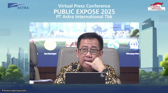 Presiden Direktur PT Astra International Tbk (ASII), Djony Bunarto Tjondro, saat Public Expose Astra International 2025, Rabu (27/8/2025). Foto: Dok. Tangkapan Layar Zoom