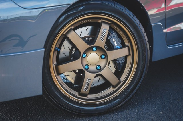 Ilustrasi warna velg mobil keren. Foto: Muhammad Ikbal/kumparan