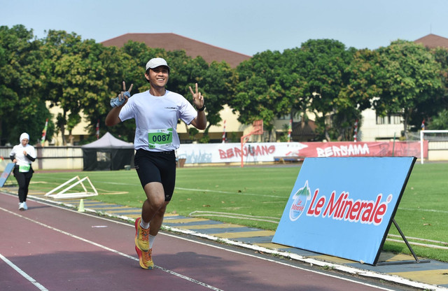 Le Minerale hadirkan program Le Minerale Running Squad dalam membekali Virgin Marathon untuk mengikuti Jakarta Running Festival (JRF) 2025. Foto: Dok. Istimewa