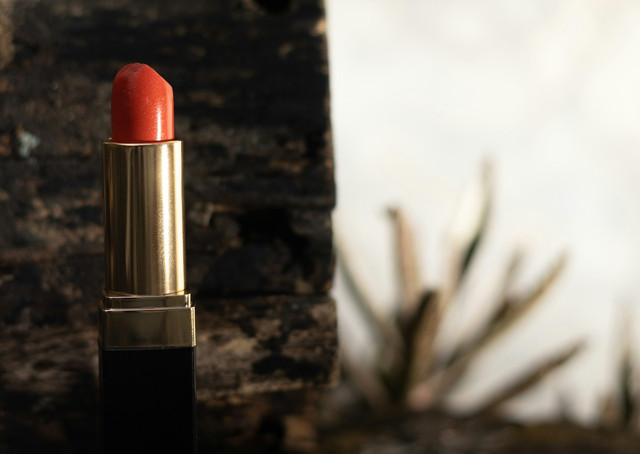 Ilustrasi lipstik Wardah matte. Foto: Unsplash