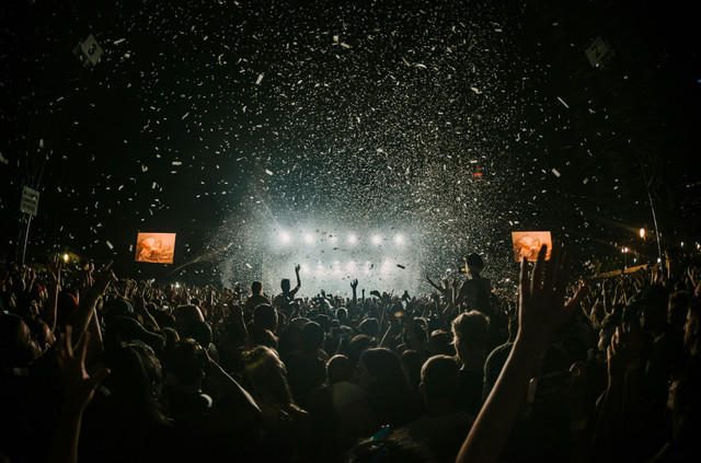 Kebumen Fest 2025 sampai kapan. Foto hanya ilustrasi, bukan tempat yang sebenarnya. Sumber: Unsplash/Danny Howe