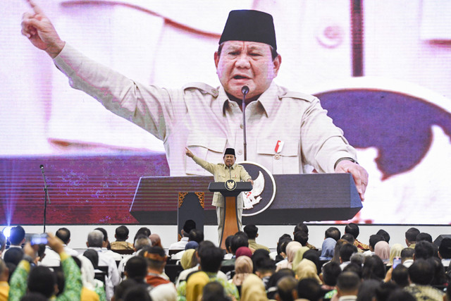 Presiden Prabowo Subianto menyampaikan pengarahannya pada acara Peresmian dan Pembukaan "Apkasi Otonomi Expo 2025: Trade, Tourism, Investment, and Procurement" di ICE BSD, Tangerang, Banten, Kamis (28/8/2025). Foto: Muhammad Adimaja/ANTARA FOTO