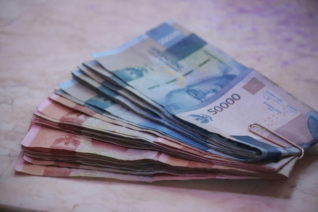 Gaji PPPK paruh waktu lulusan SMA. Foto hanya ilustrasi, bukan tempat yang sebenarnya. Sumber: Unsplash/Mufid Majnun