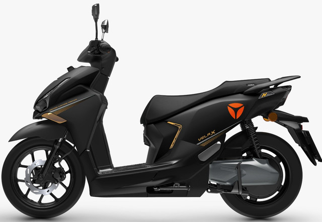 Motor listrik Yadea Velax 2025 meluncur di Malaysia. Foto: Dok. Paultan