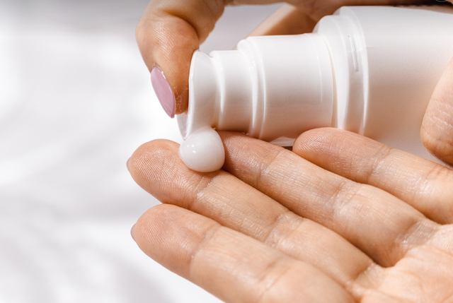 Ilustrasi harga sunscreen the originote. Sumber: Pixabay/AdoreBeautyNZ