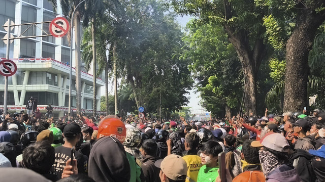 Suasana terkini di sekitar Mako Brimob Kwitang, Jakarta Pusat, Jumat (29/8/2025). Foto: Thomas Bosco/kumparan